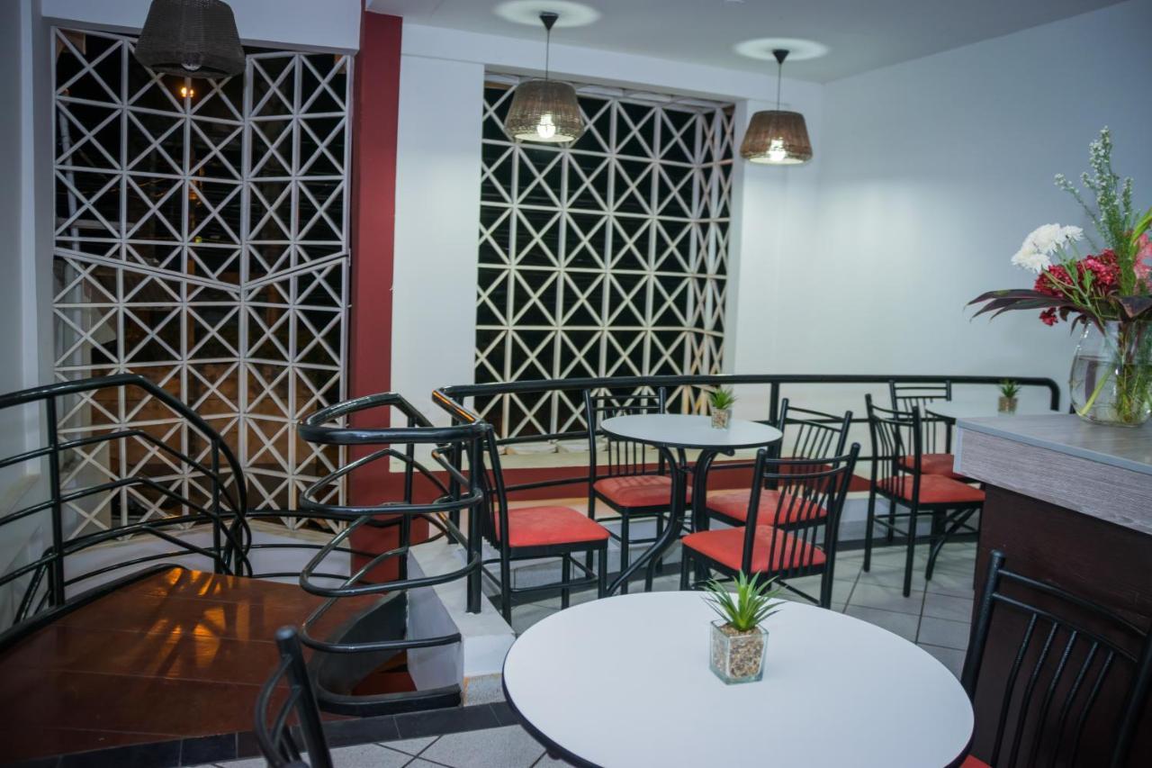 Hostal "Centrika" Тарапото Экстерьер фото