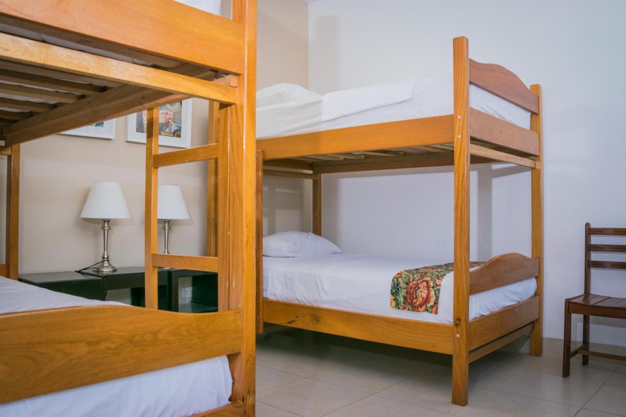 Hostal "Centrika" Тарапото Экстерьер фото