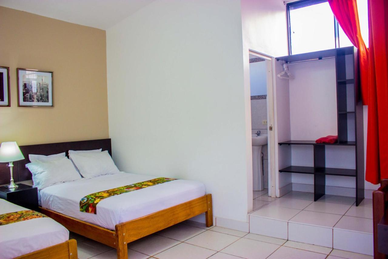 Hostal "Centrika" Тарапото Экстерьер фото